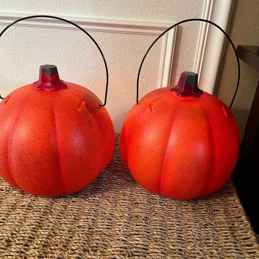 Holiday Home LED Fire Pumpkins Spider Web Design set of 2!